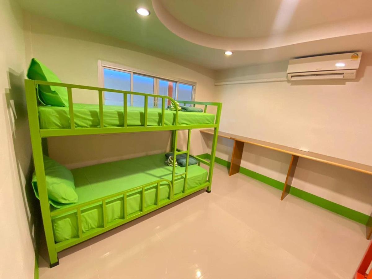 Lotus Hostel Beach Ко Тао Екстериор снимка