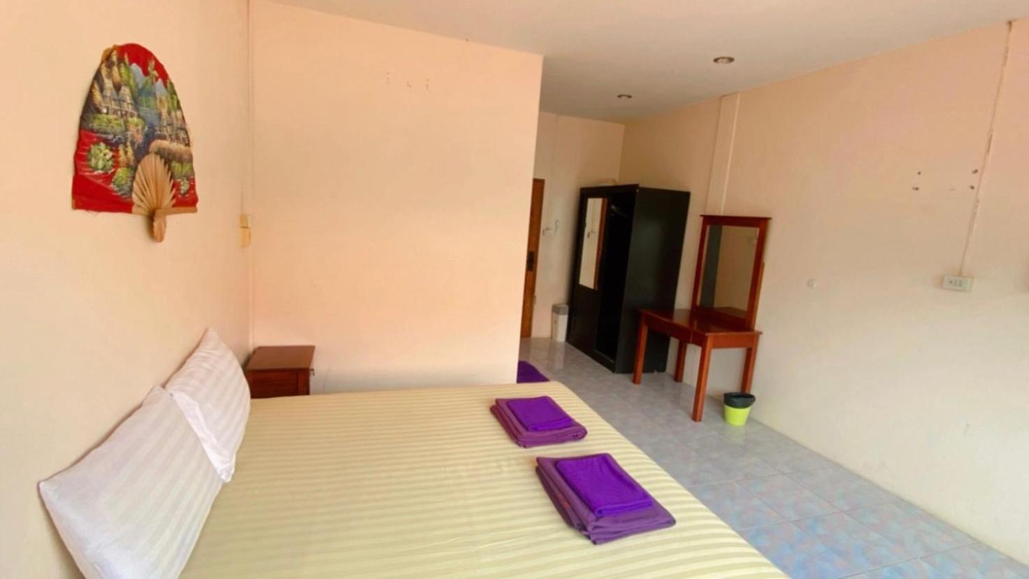 Lotus Hostel Beach Ко Тао Екстериор снимка