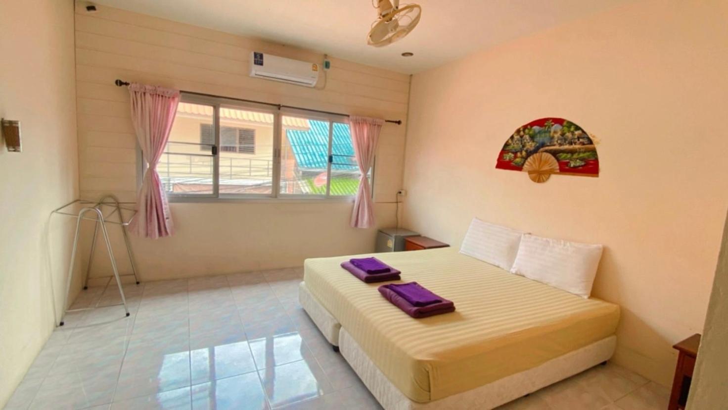 Lotus Hostel Beach Ко Тао Екстериор снимка