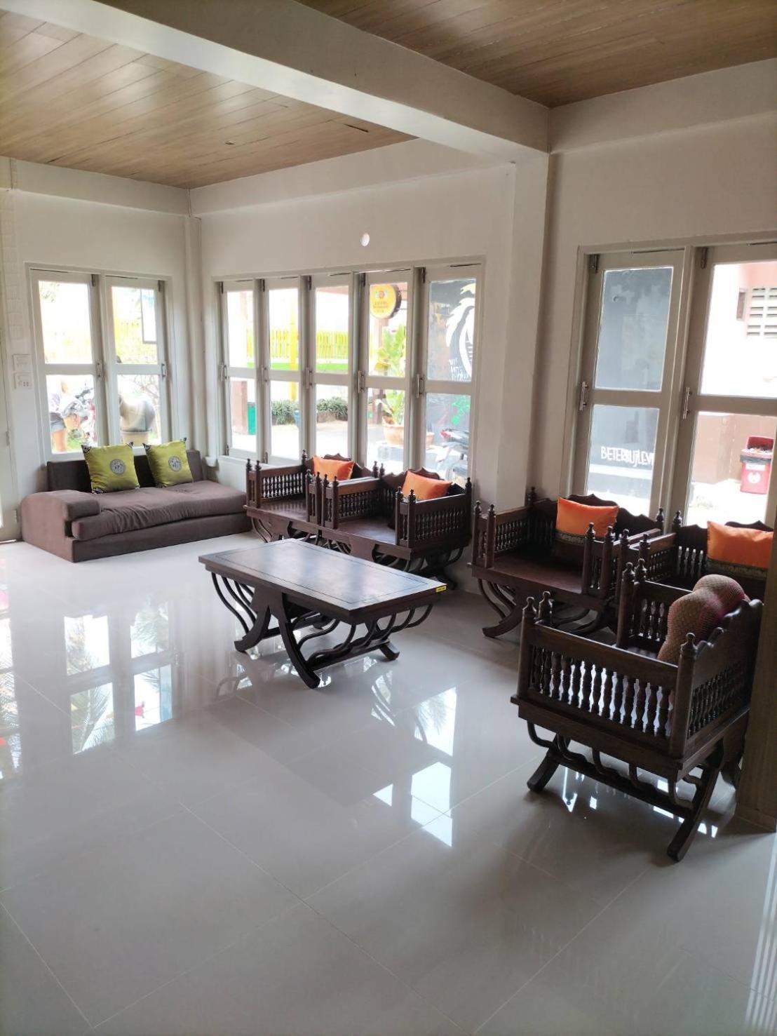 Lotus Hostel Beach Ко Тао Екстериор снимка