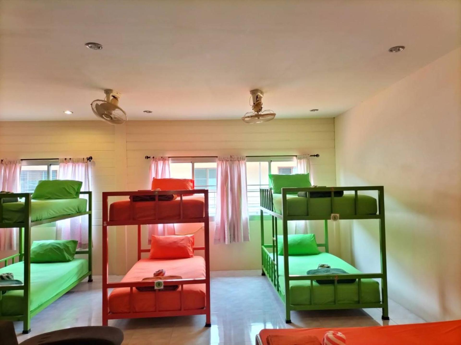 Lotus Hostel Beach Ко Тао Екстериор снимка