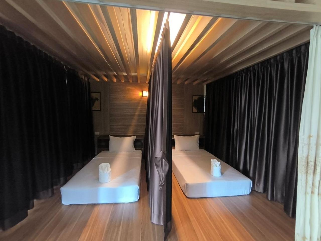 Lotus Hostel Beach Ко Тао Екстериор снимка